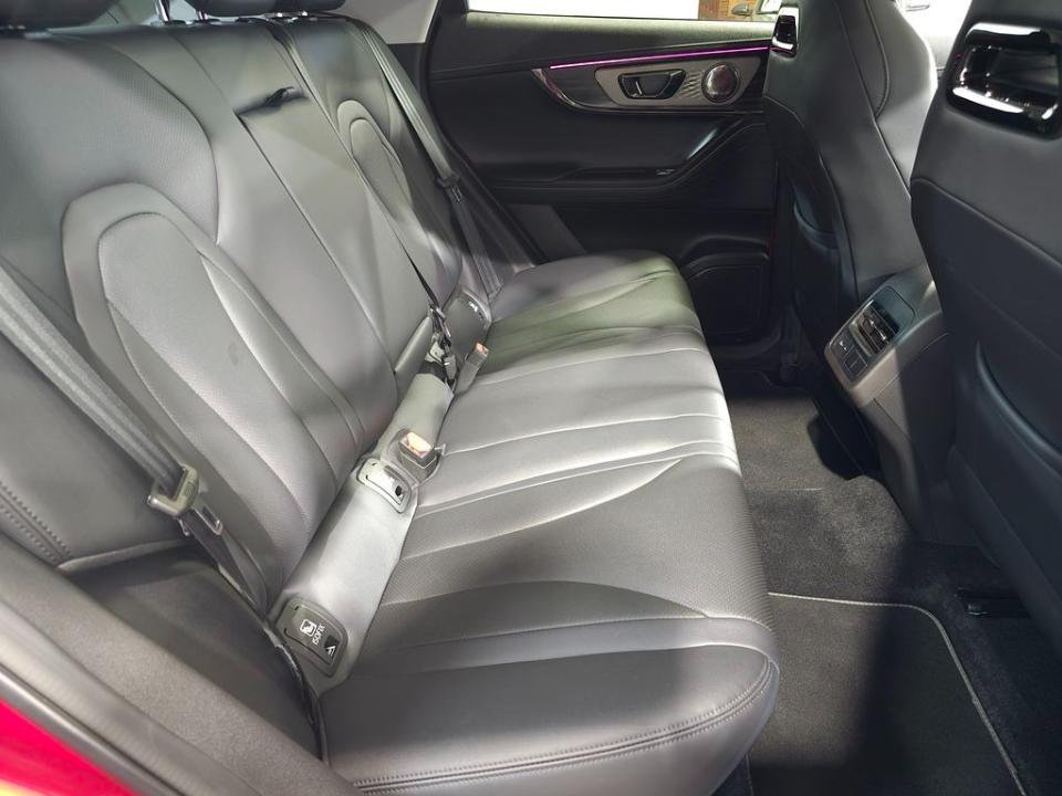 imagen swiper vehículo 8