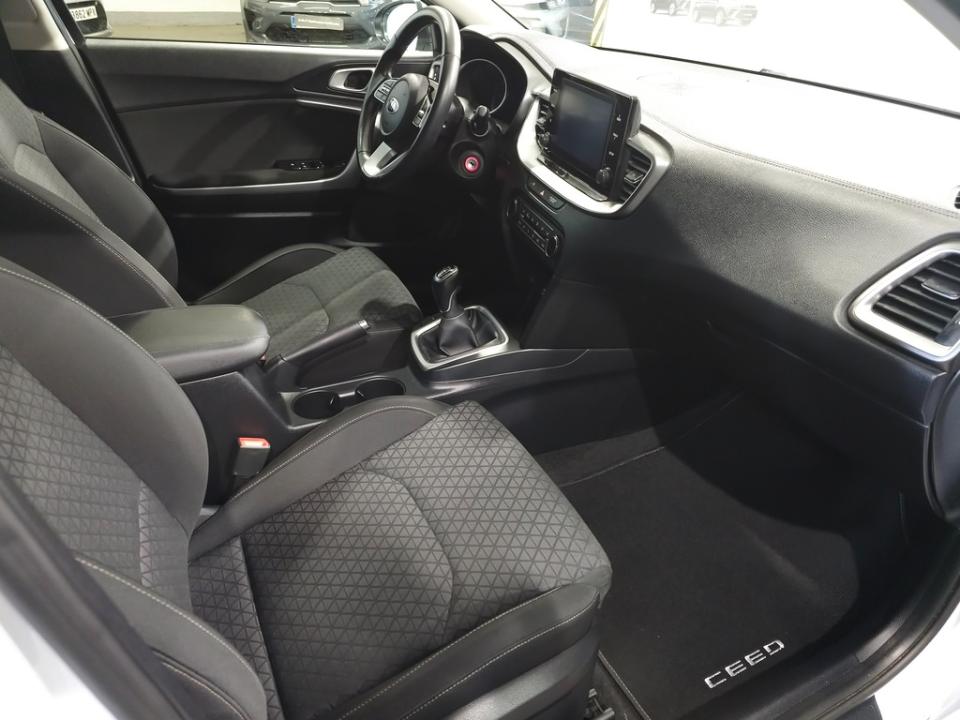 imagen swiper vehículo 17