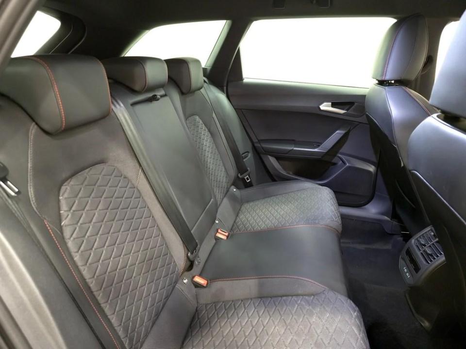 imagen swiper vehículo 6