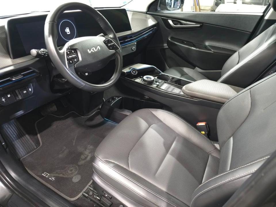 imagen swiper vehículo 4