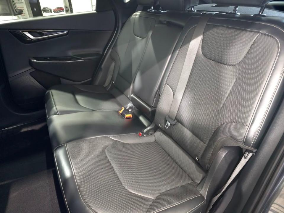 imagen swiper vehículo 7