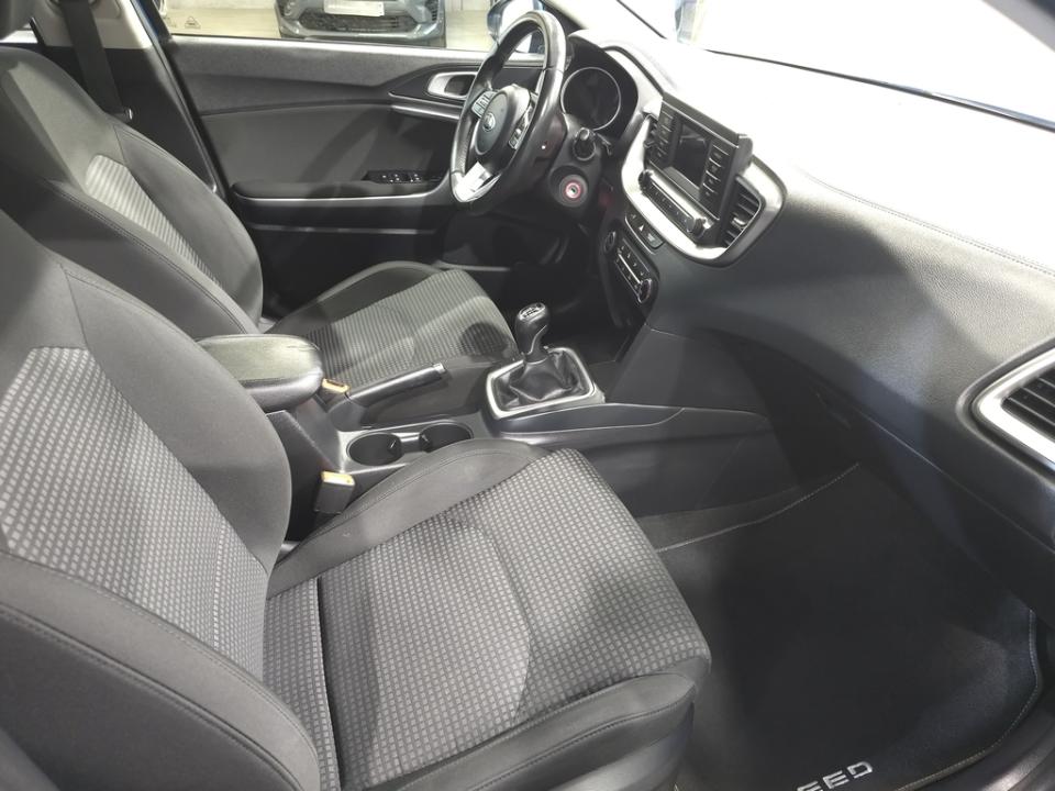 imagen swiper vehículo 17