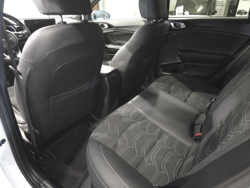 imagen swiper vehículo 6