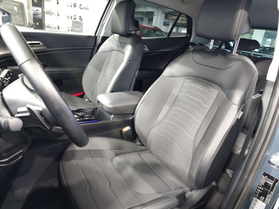 imagen swiper vehículo 5