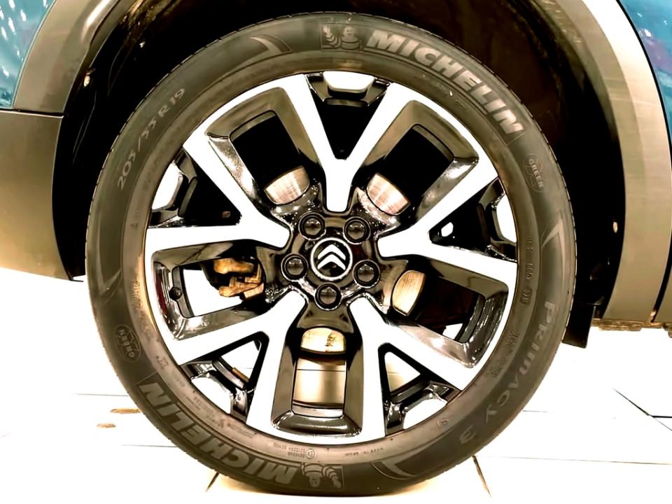 imagen swiper vehículo 4