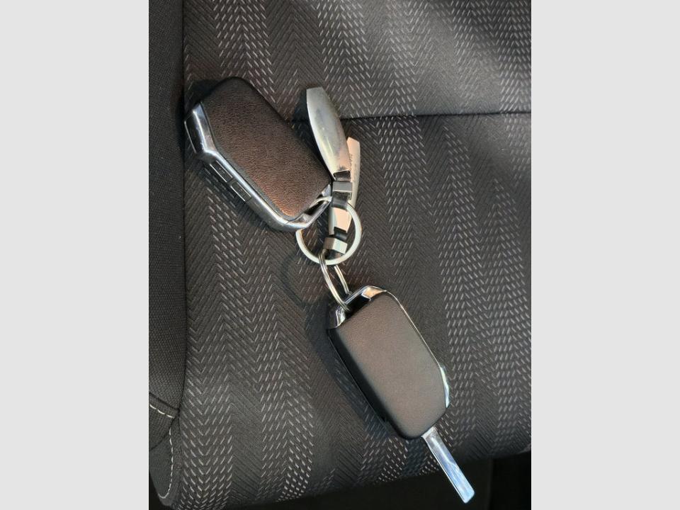 imagen swiper vehículo 13