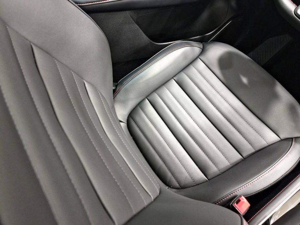 imagen swiper vehículo 14