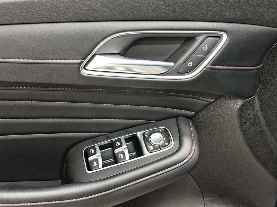 imagen swiper vehículo 16