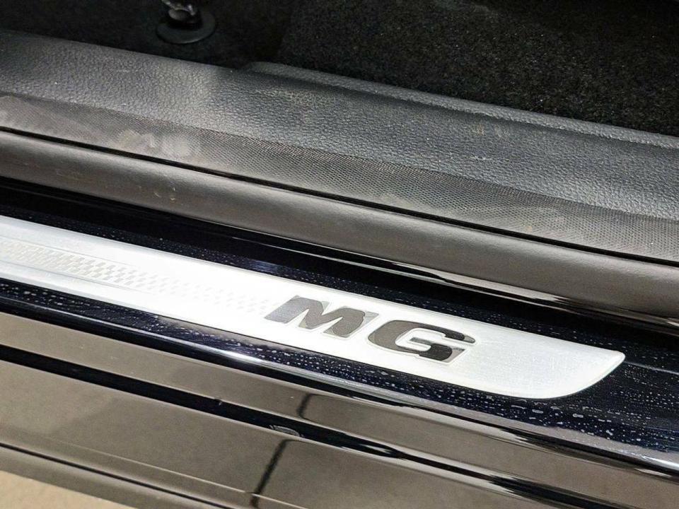 imagen swiper vehículo 18