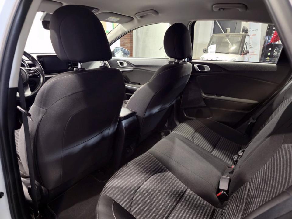 imagen swiper vehículo 6