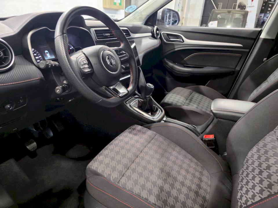 imagen swiper vehículo 4