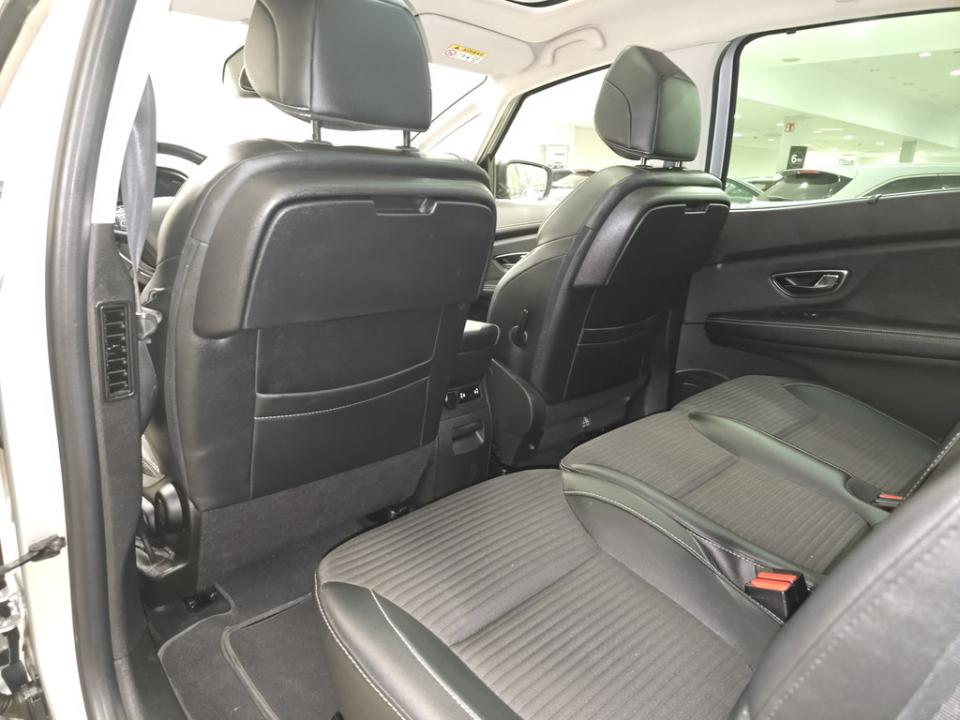 imagen swiper vehículo 6