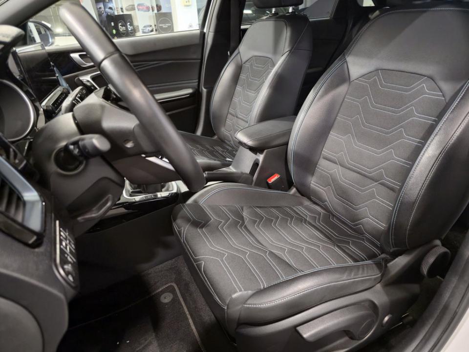 imagen swiper vehículo 5