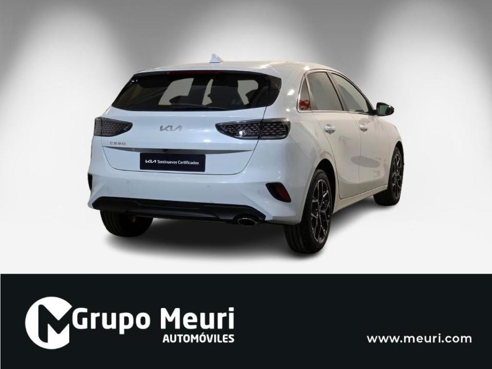 imagen swiper vehículo 22