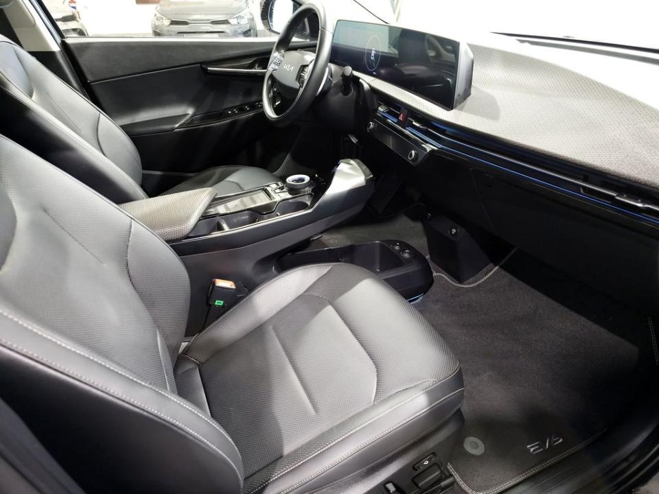 imagen swiper vehículo 17