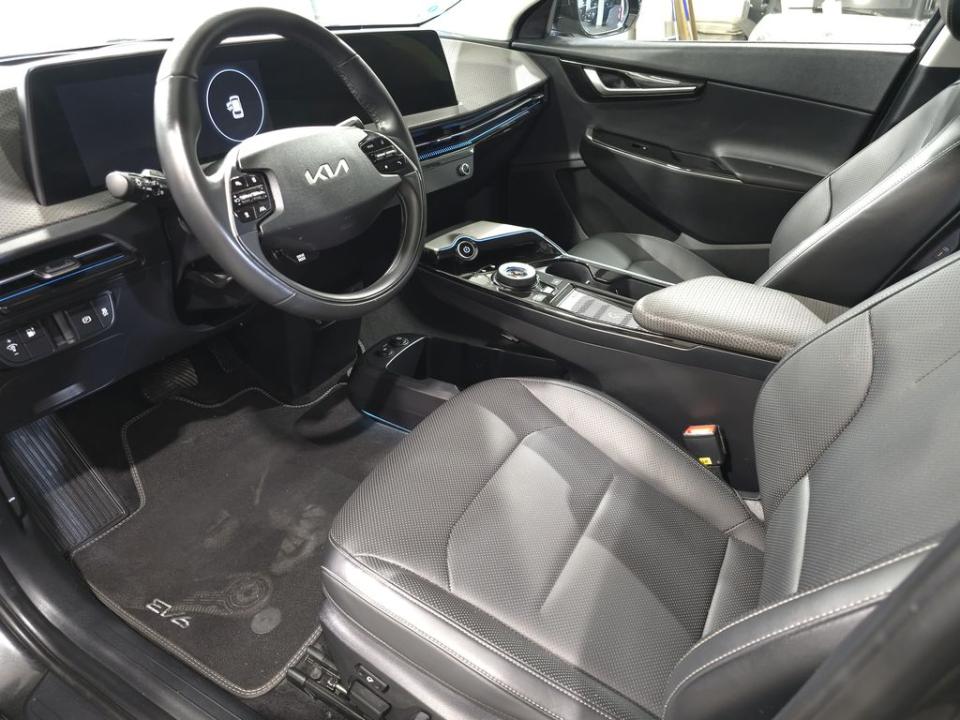 imagen swiper vehículo 4