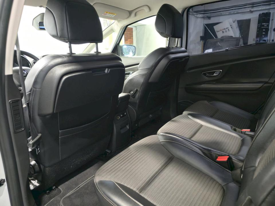 imagen swiper vehículo 6