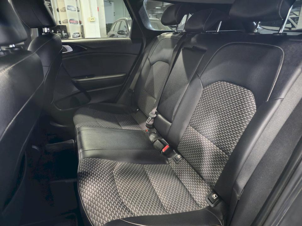 imagen swiper vehículo 7