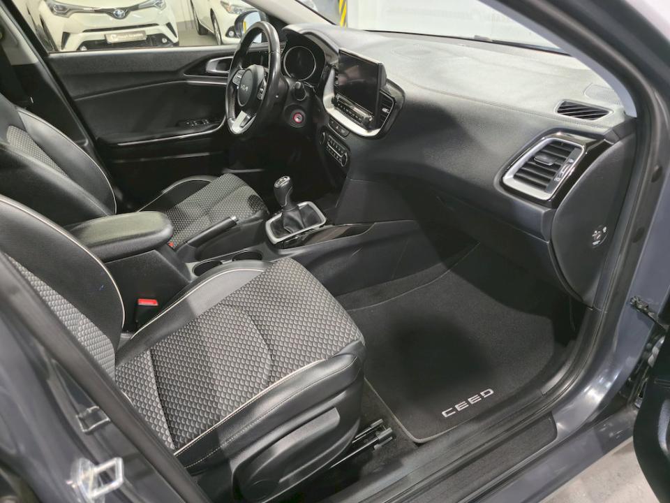 imagen swiper vehículo 17