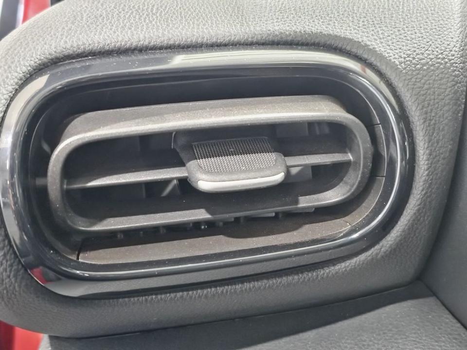 imagen swiper vehículo 13