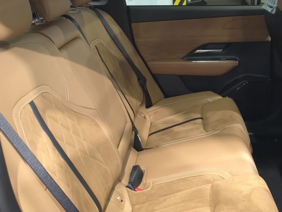 imagen swiper vehículo 15