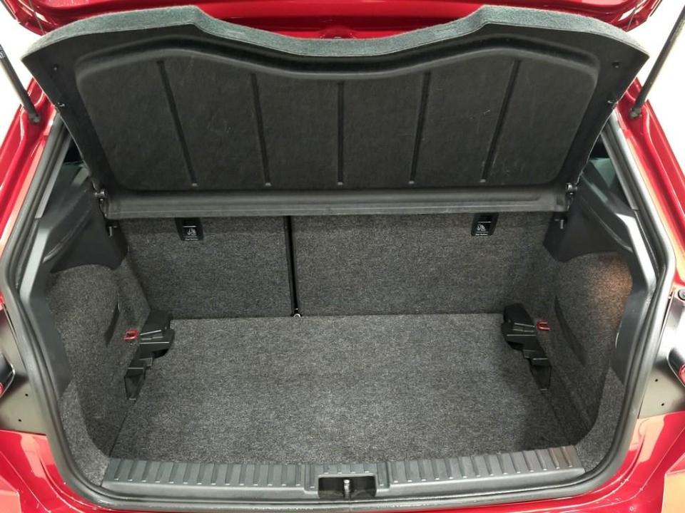 imagen swiper vehículo 6