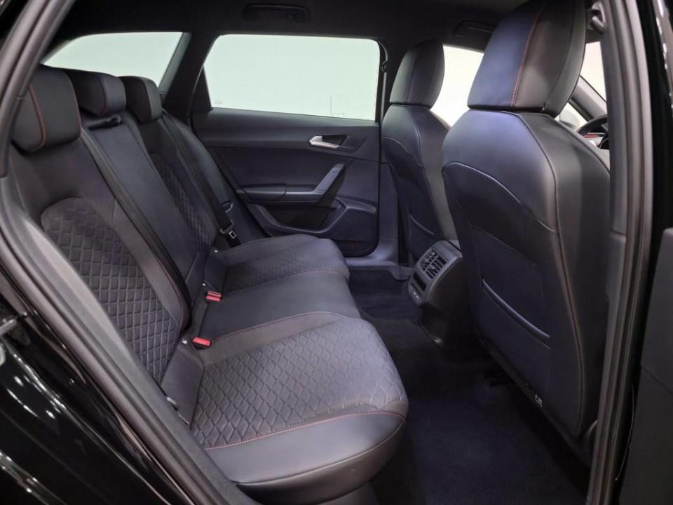 imagen swiper vehículo 6