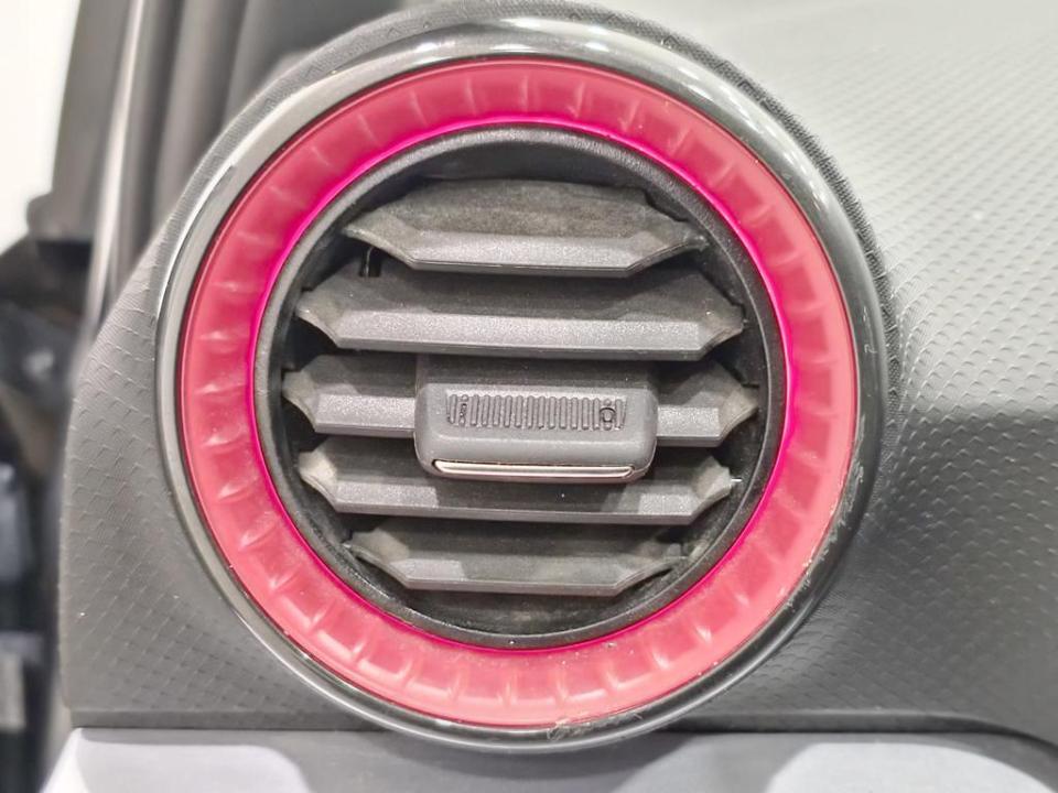 imagen swiper vehículo 15