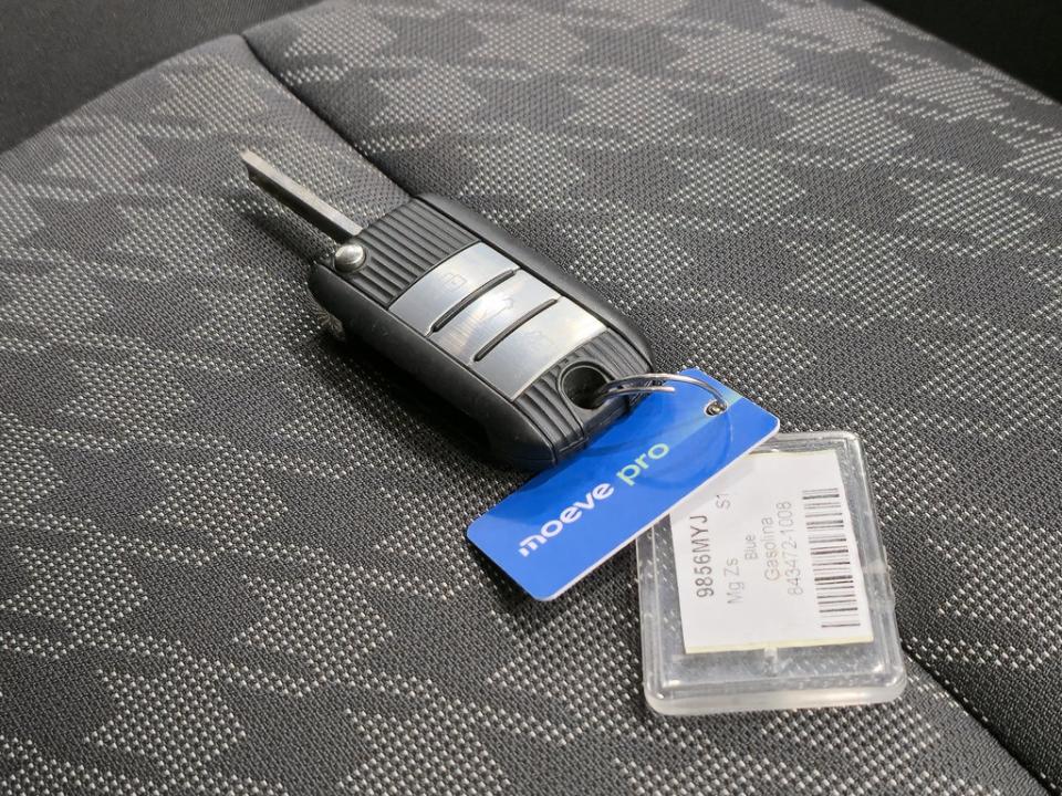 imagen swiper vehículo 13