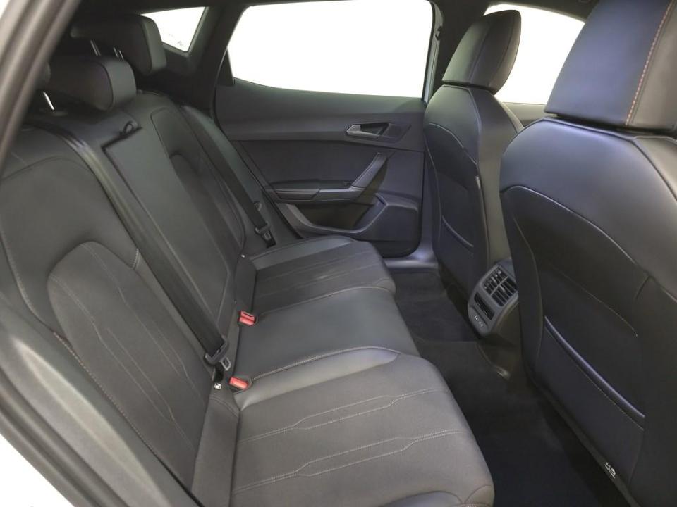 imagen swiper vehículo 6