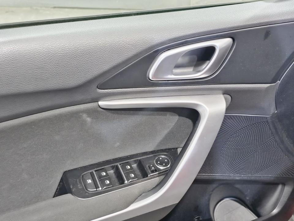 imagen swiper vehículo 16