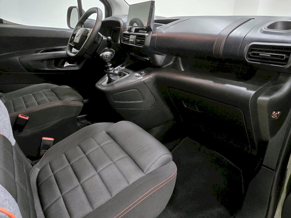 imagen swiper vehículo 17