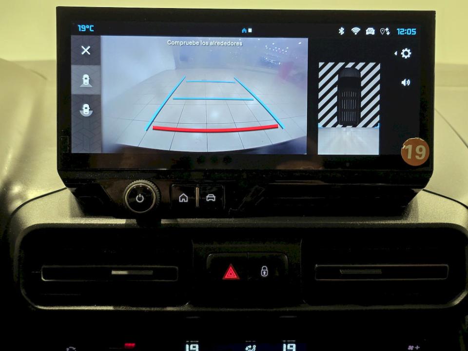 imagen swiper vehículo 15