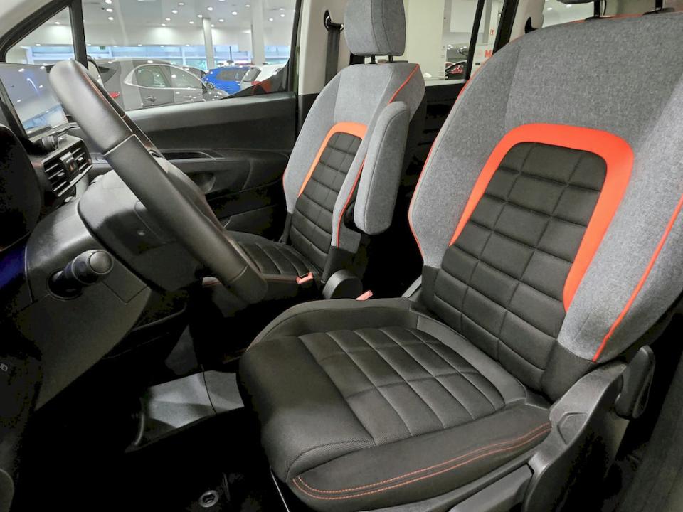 imagen swiper vehículo 5