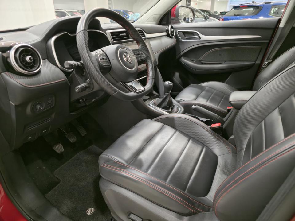 imagen swiper vehículo 4