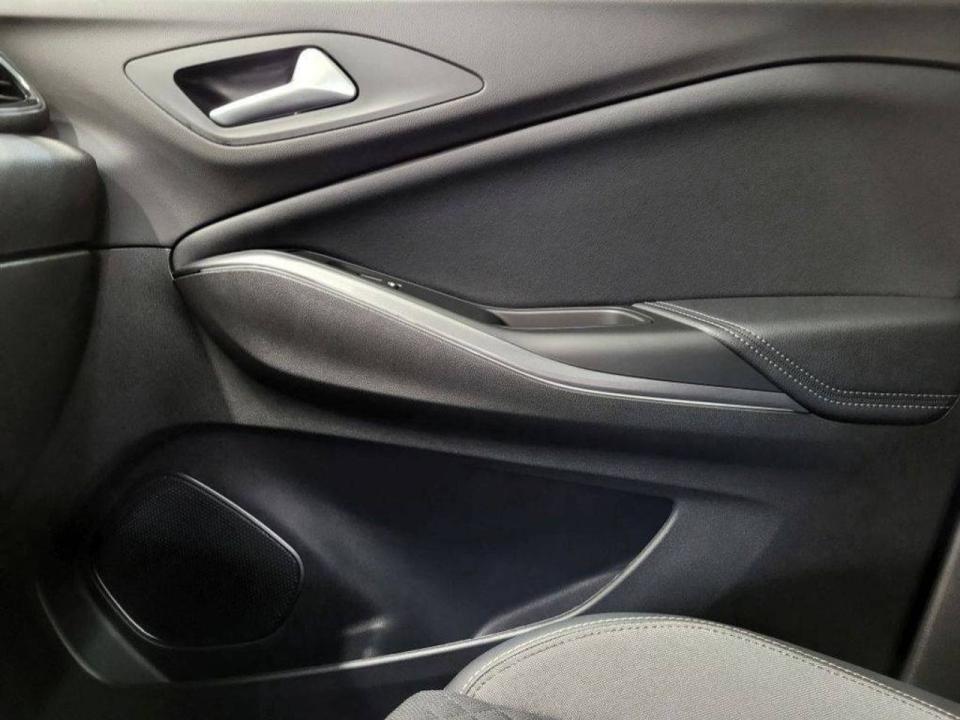 imagen swiper vehículo 16