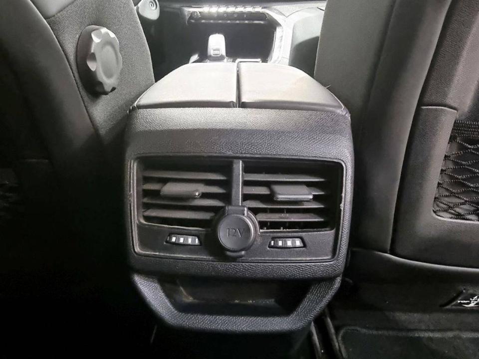 imagen swiper vehículo 12