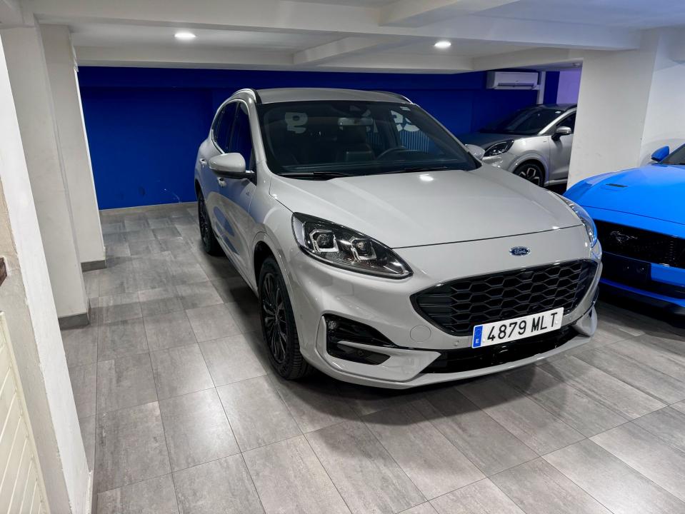 Ford Kuga ST-Line X Graphite T 2.5 Duratec PHEV AT nuevo Barcelona