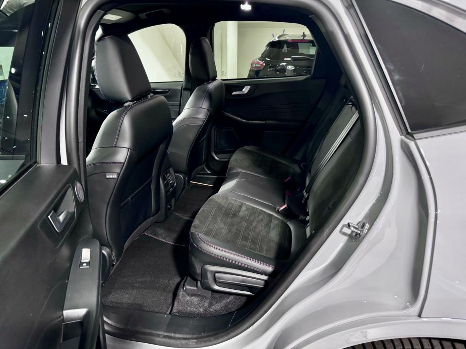 Ford Kuga ST-Line X Graphite T 2.5 Duratec PHEV AT nuevo Barcelona