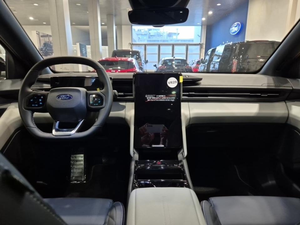 Ford Explorer CX740S Premium R. Ext. RWD 77kWh 286CV nuevo Barcelona