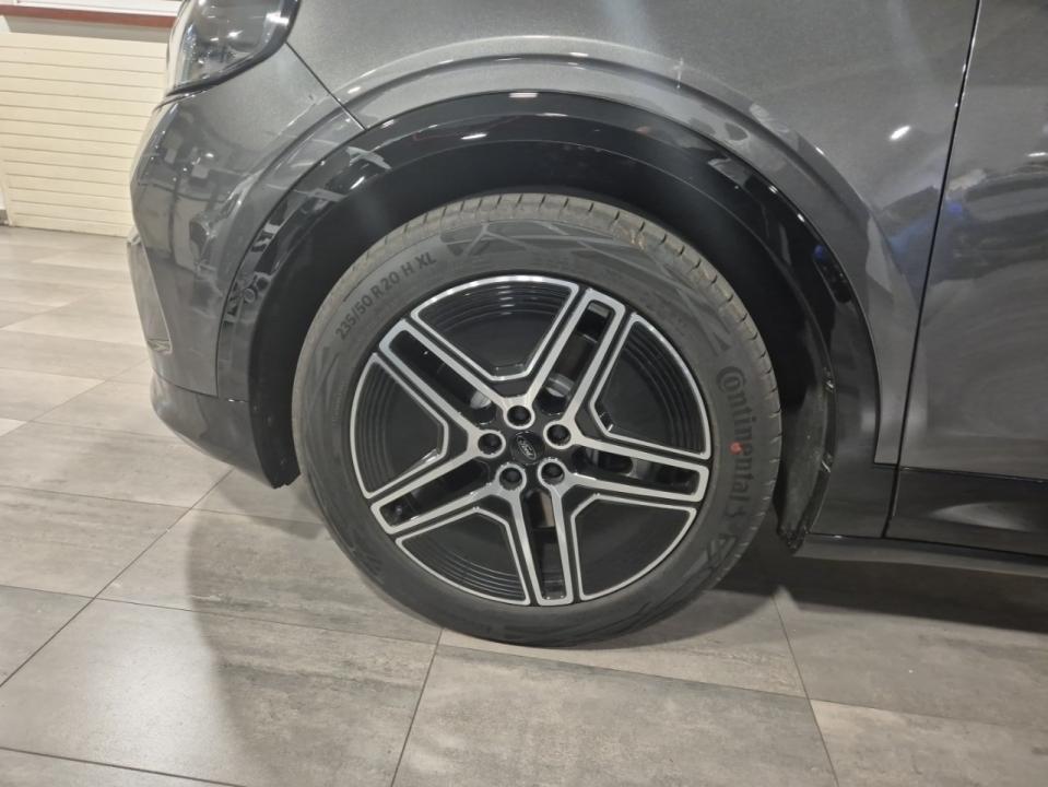 Ford Capri CX740L Premium R. Ext. RWD 77kWh 286CV nuevo Barcelona