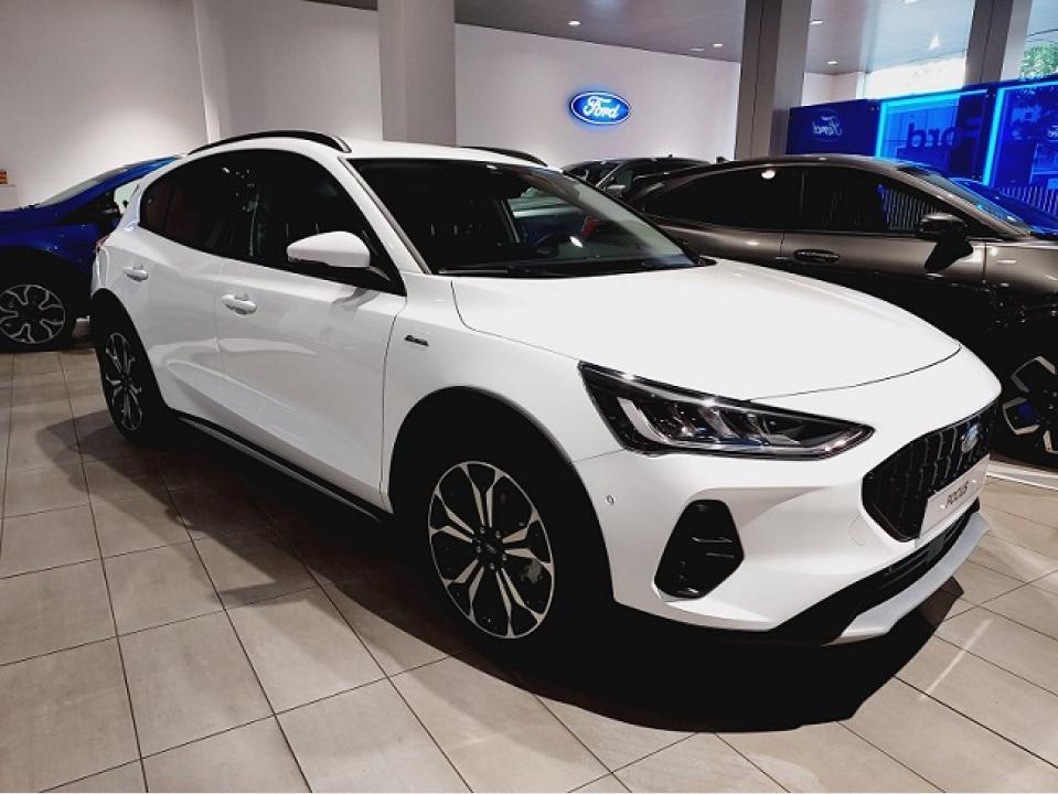 Ford Focus 1.0 Ecoboost MHEV 114kW Active 155cv nuevo Barcelona