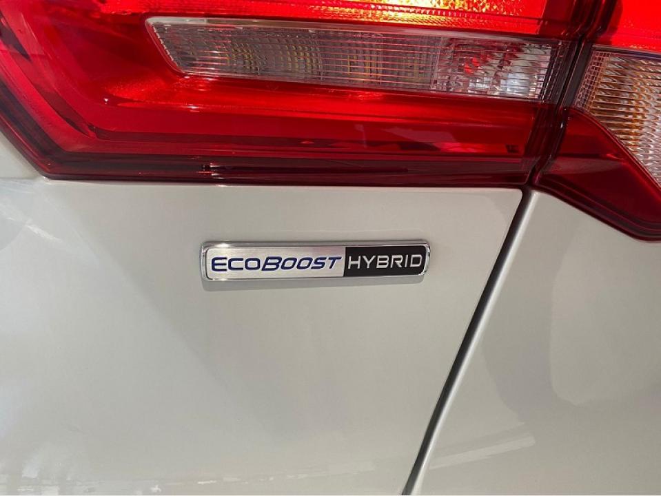 Ford Focus 1.0 Ecoboost MHEV 114kW Active 155cv nuevo Barcelona