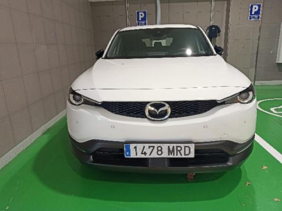 Mazda MX-30 BEV 36KWH E-SKYACTIV EXCLUSIVE-LINE AUTO 145 5P nuevo Barcelona