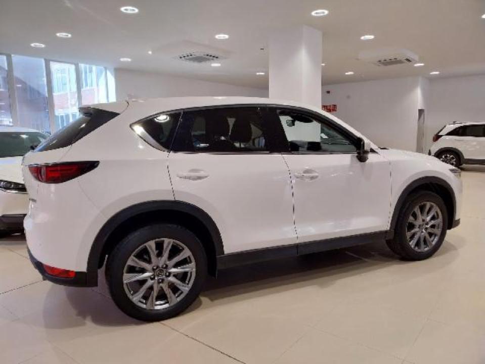 Mazda CX-5 2.0 G 121KW ZENITH 2WD 165 5P nuevo Barcelona