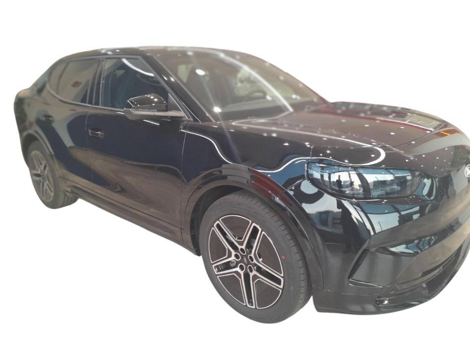 Ford Capri CX740L Premium R. Ext. RWD 77kWh 286CV nuevo Madrid