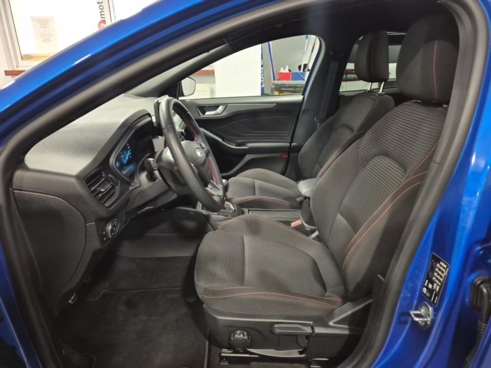 Ford Focus 1.0 Ecoboost MHEV 92kW ST-Line 125cv nuevo Barcelona