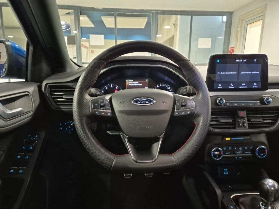 Ford Focus 1.0 Ecoboost MHEV 92kW ST-Line 125cv nuevo Barcelona