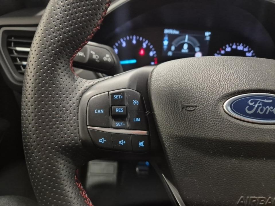 Ford Focus 1.0 Ecoboost MHEV 92kW ST-Line 125cv nuevo Barcelona