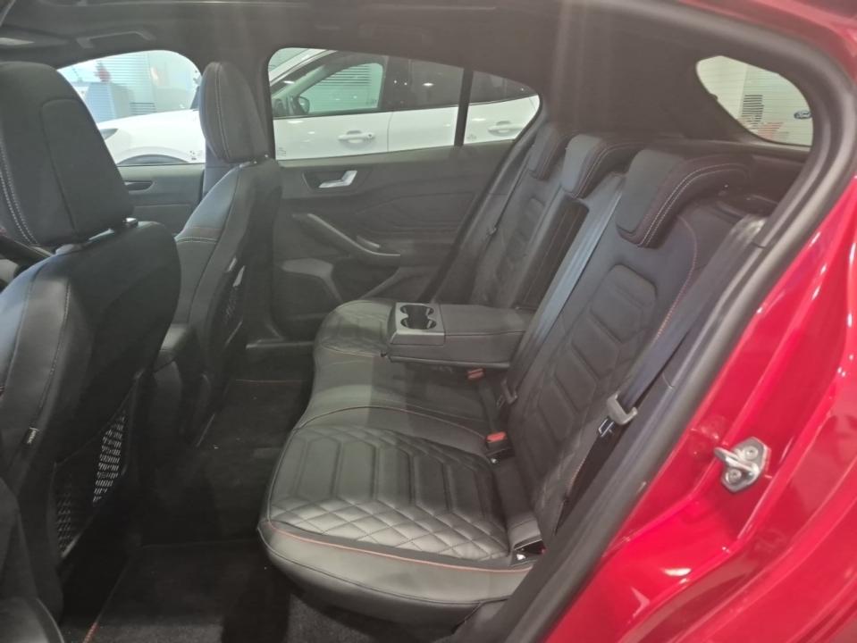 Ford Focus 1.0 Ecoboost MHEV 92kW ST-Line X 125cv nuevo Barcelona